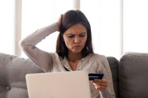 Hitelkártyával rendelkezem, akadályoz-e a személyi kölcsön felvételében?