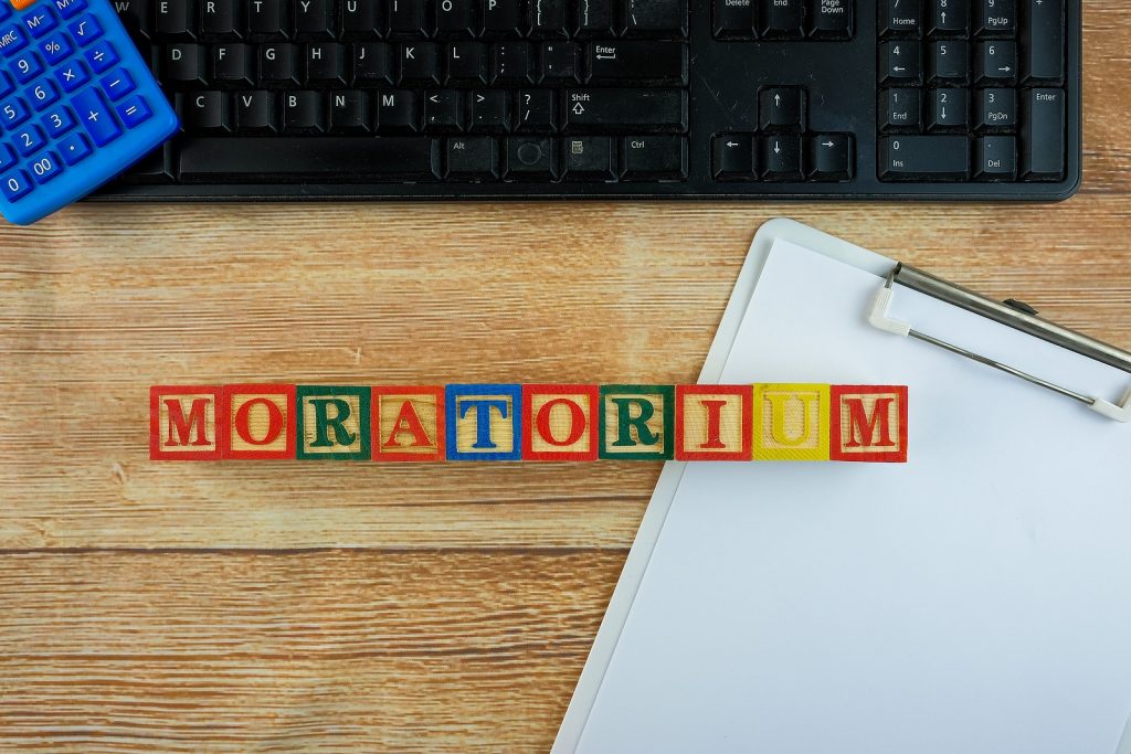 A hitelmoratórium folytatódik