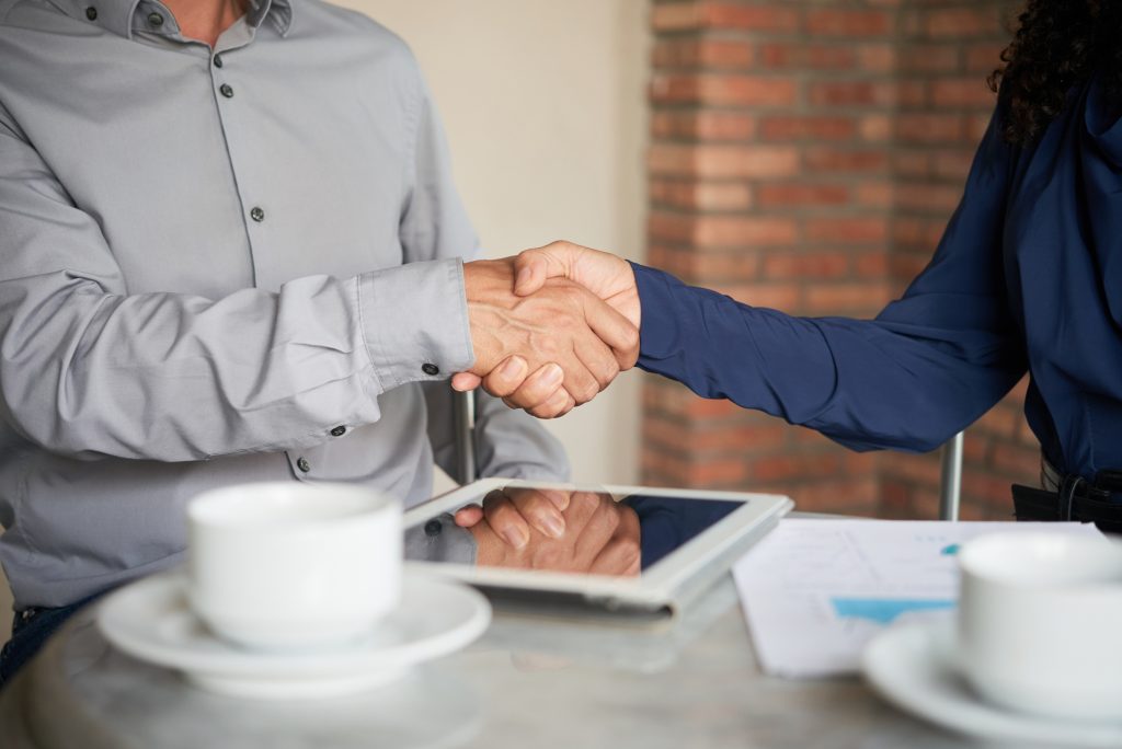 Mit vállalunk adóstársként?