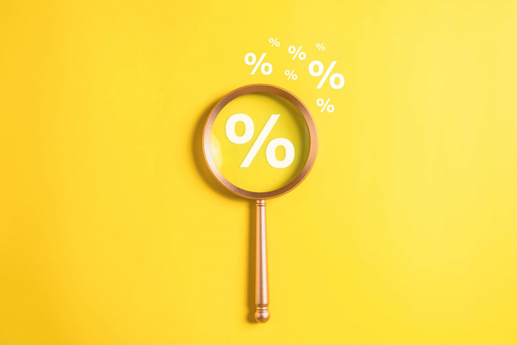 Áprilisi hitelkamatok: mire számíthatnak a hitelfelvevők?