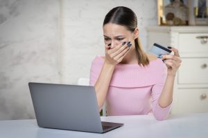 Pénz tűnt el a számládról? 5 csalási módszer, amire nagyon kell figyelni