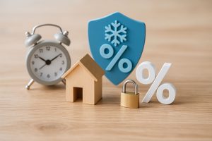 Kamatstop 2026. június 30-ig: kinek jelent valódi védelmet, és mikor érdemes inkább hitelt váltani?